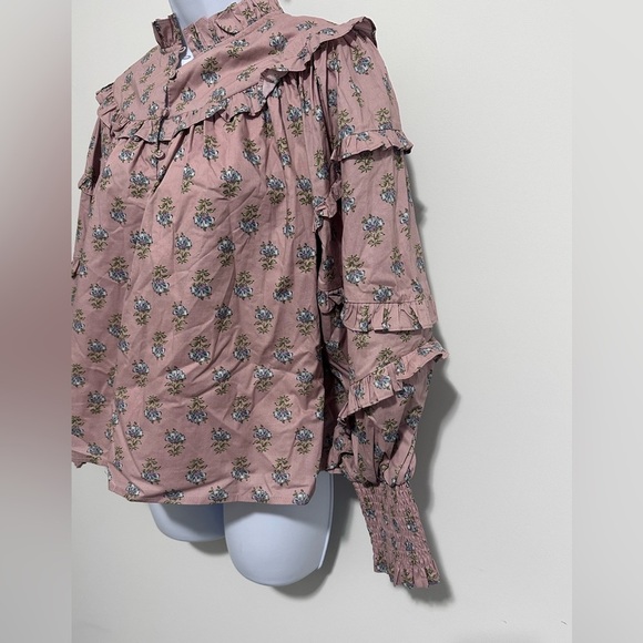 Aureum Floral and Ruffled Victorian Style Dreamy Top - Picture 4 of 9